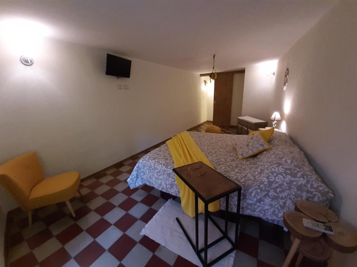 Tra I Vicoli Di Aci Appartement Acireale Buitenkant foto